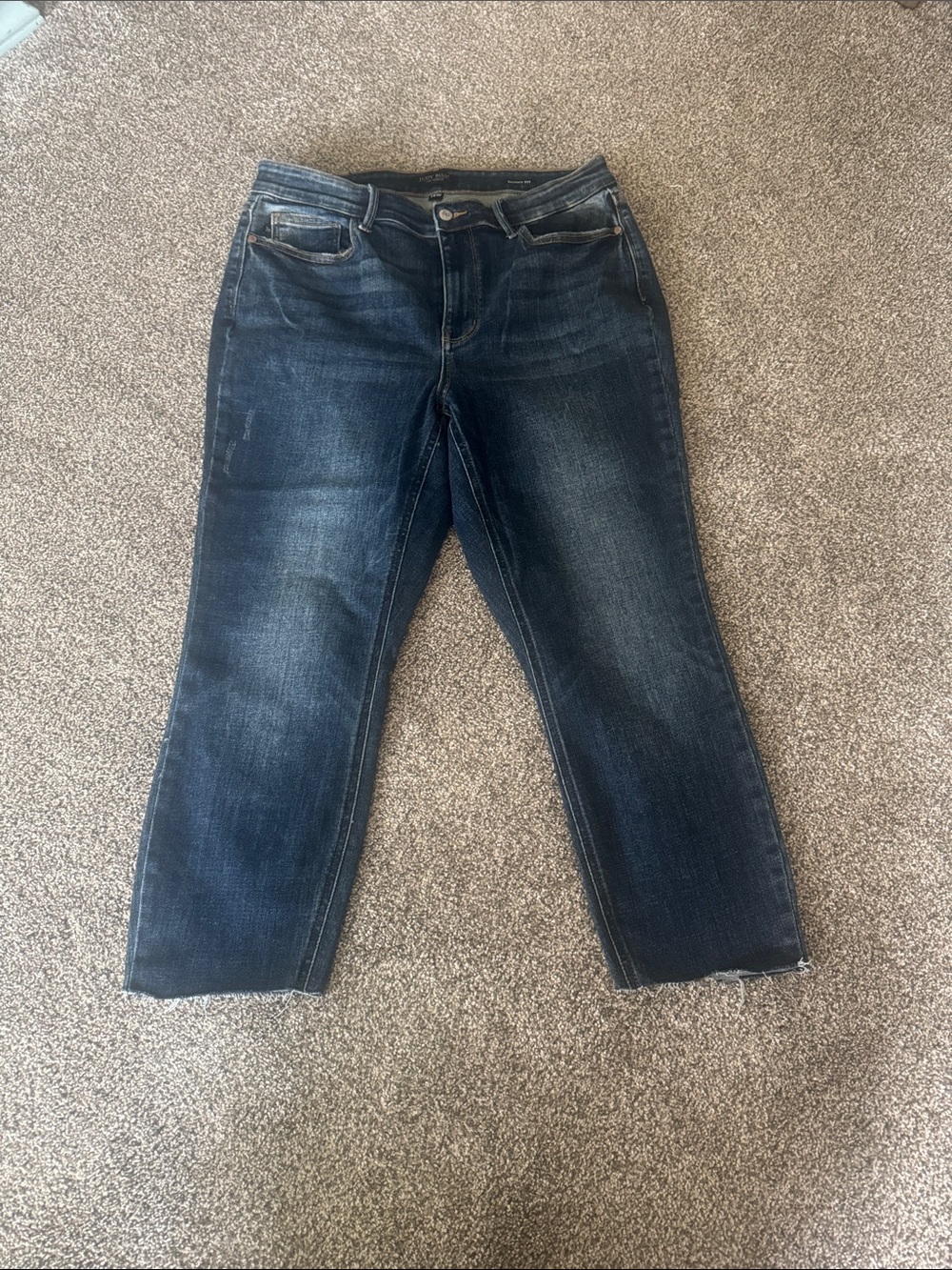 Judy Blue Dark Blue Cropped Jeans